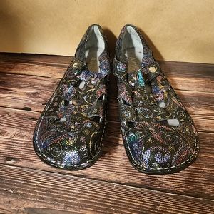 Alegria women's clogs